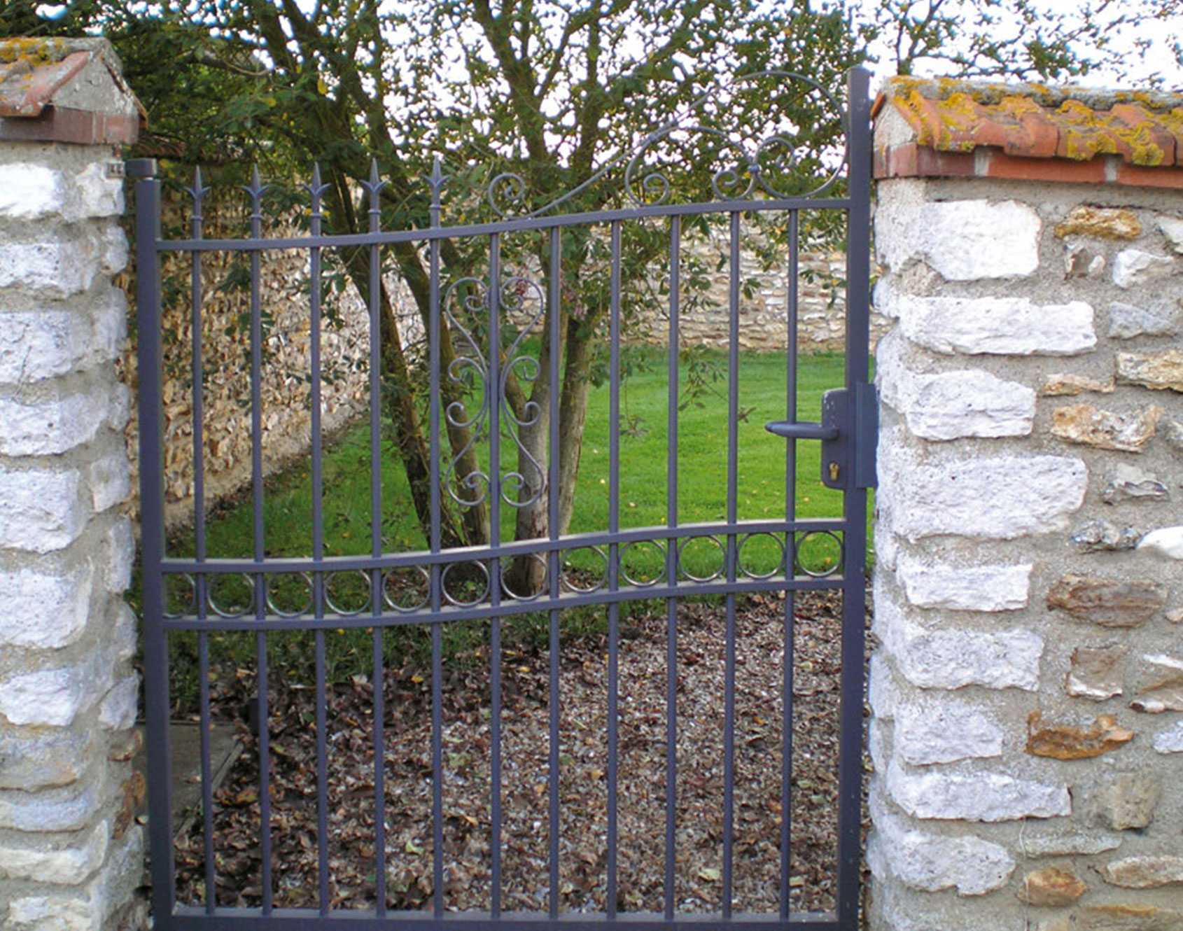 Portillon aluminium Huelgoat par Kostum