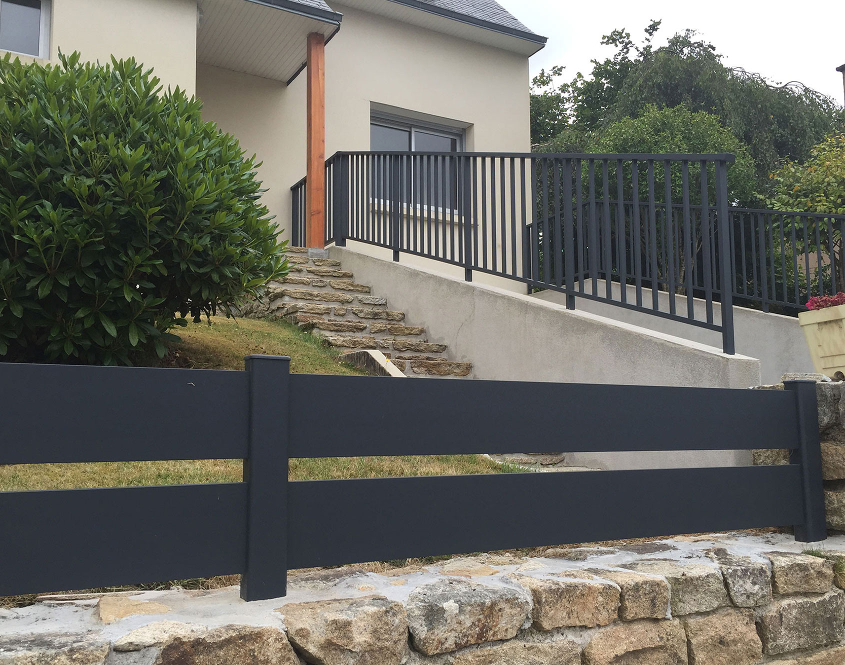 Clôture ajourée aluminium Kamm - Kostum