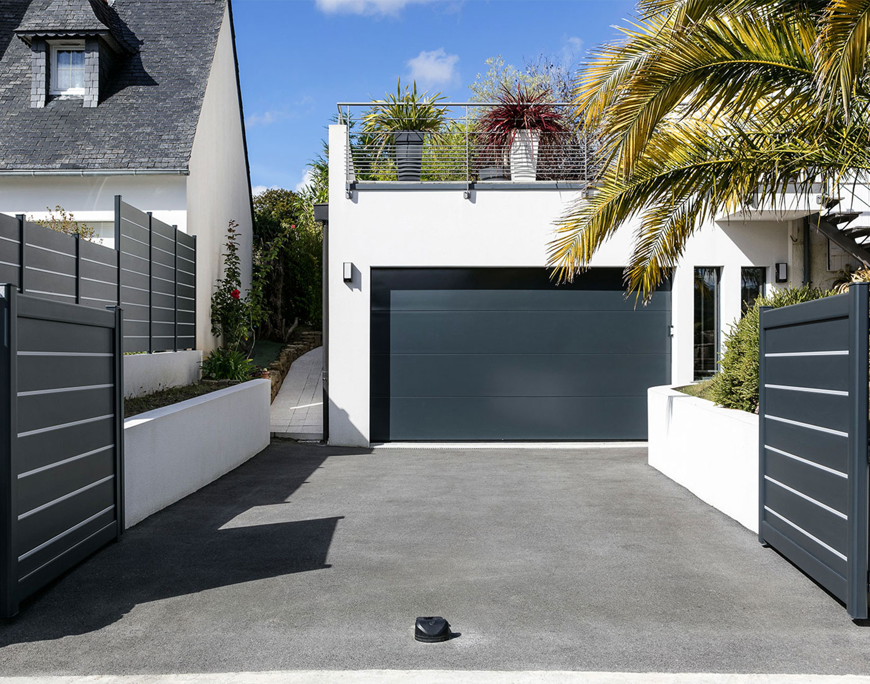 Portail aluminium battant Orjal par kostum