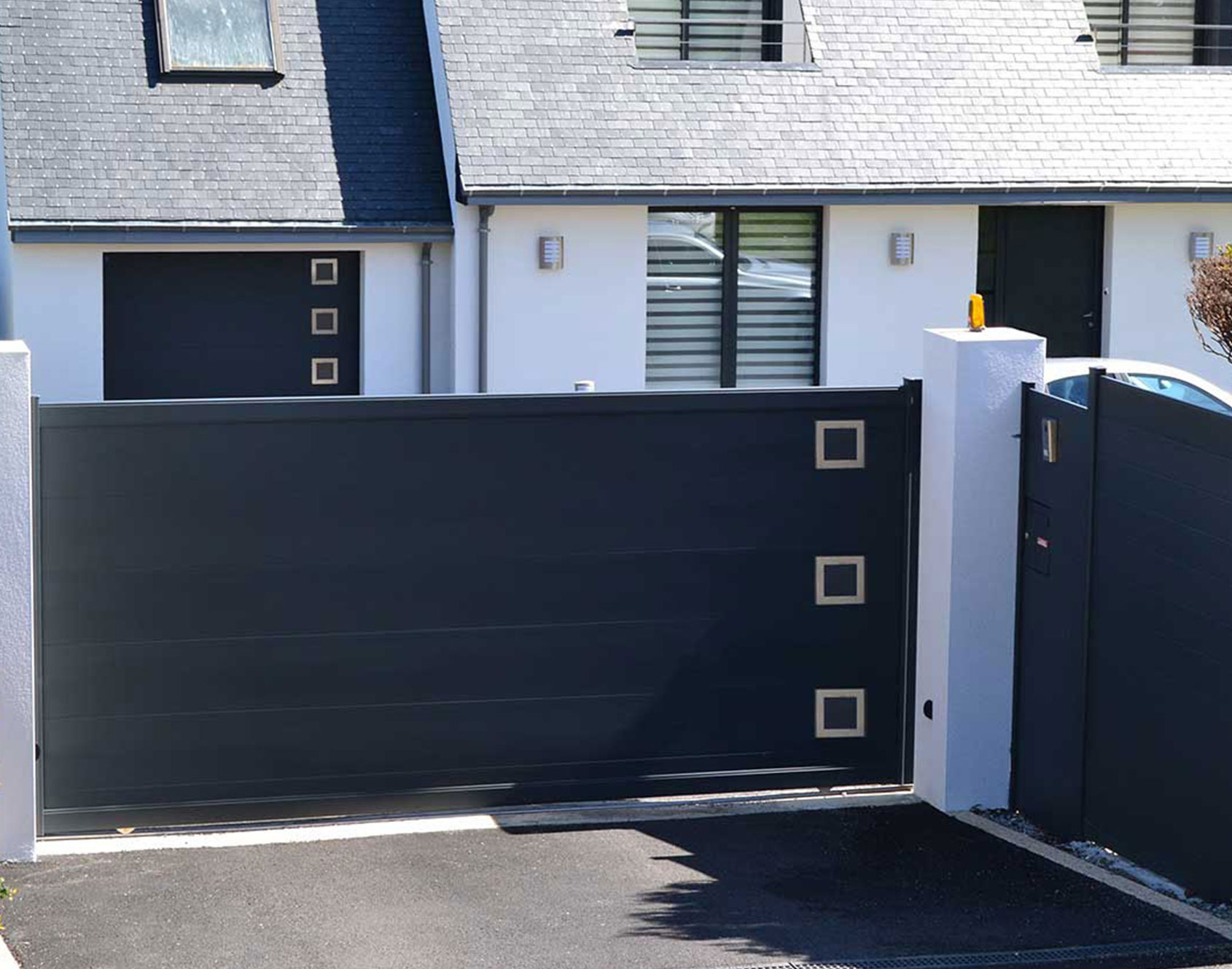 Portail aluminium coulissant Ublo par kostum