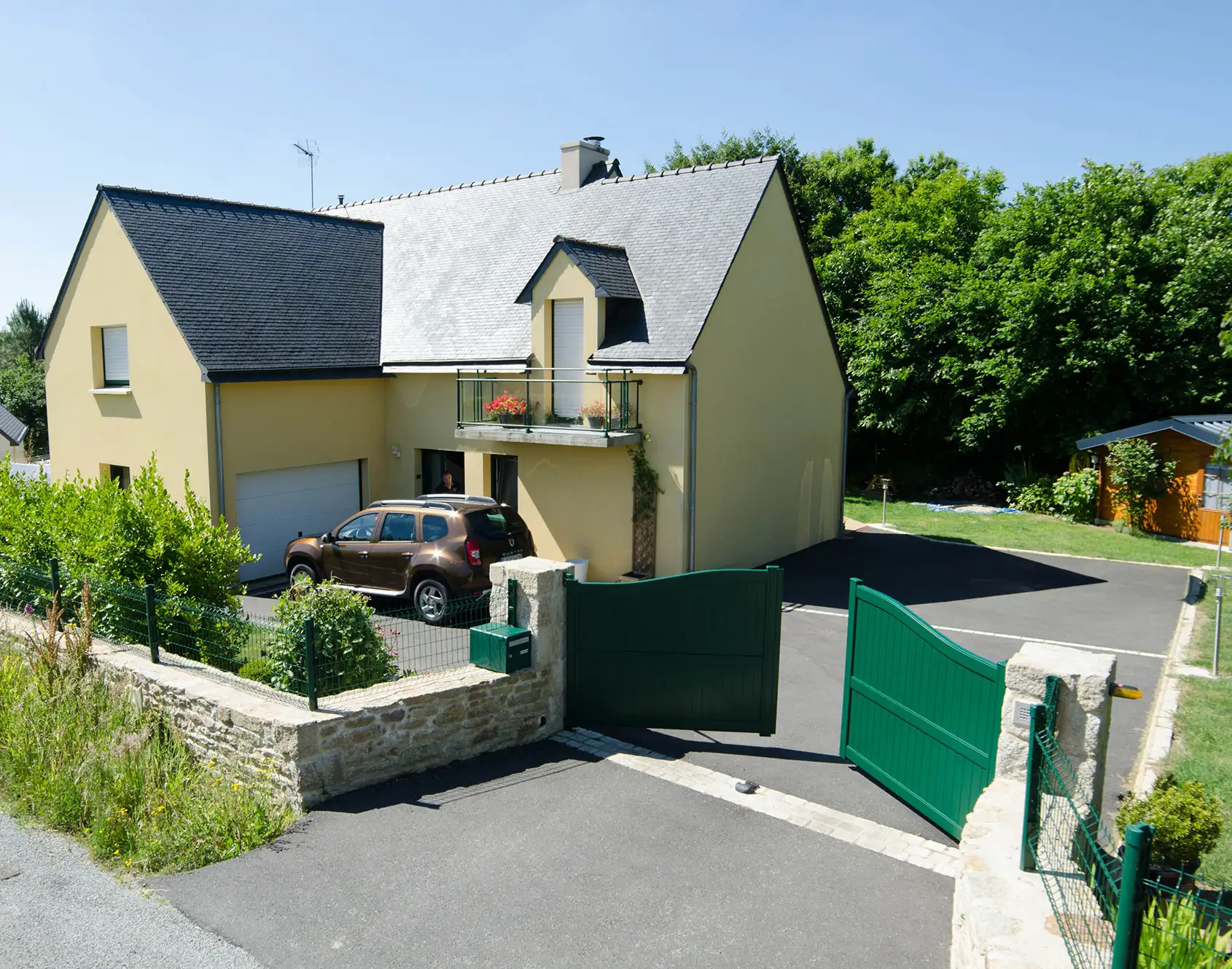 Portail aluminium battant Ker par kostum