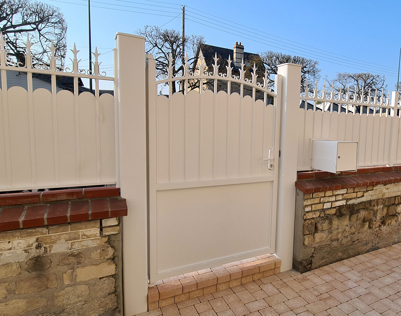 Portillon aluminium Poullan par Kostum