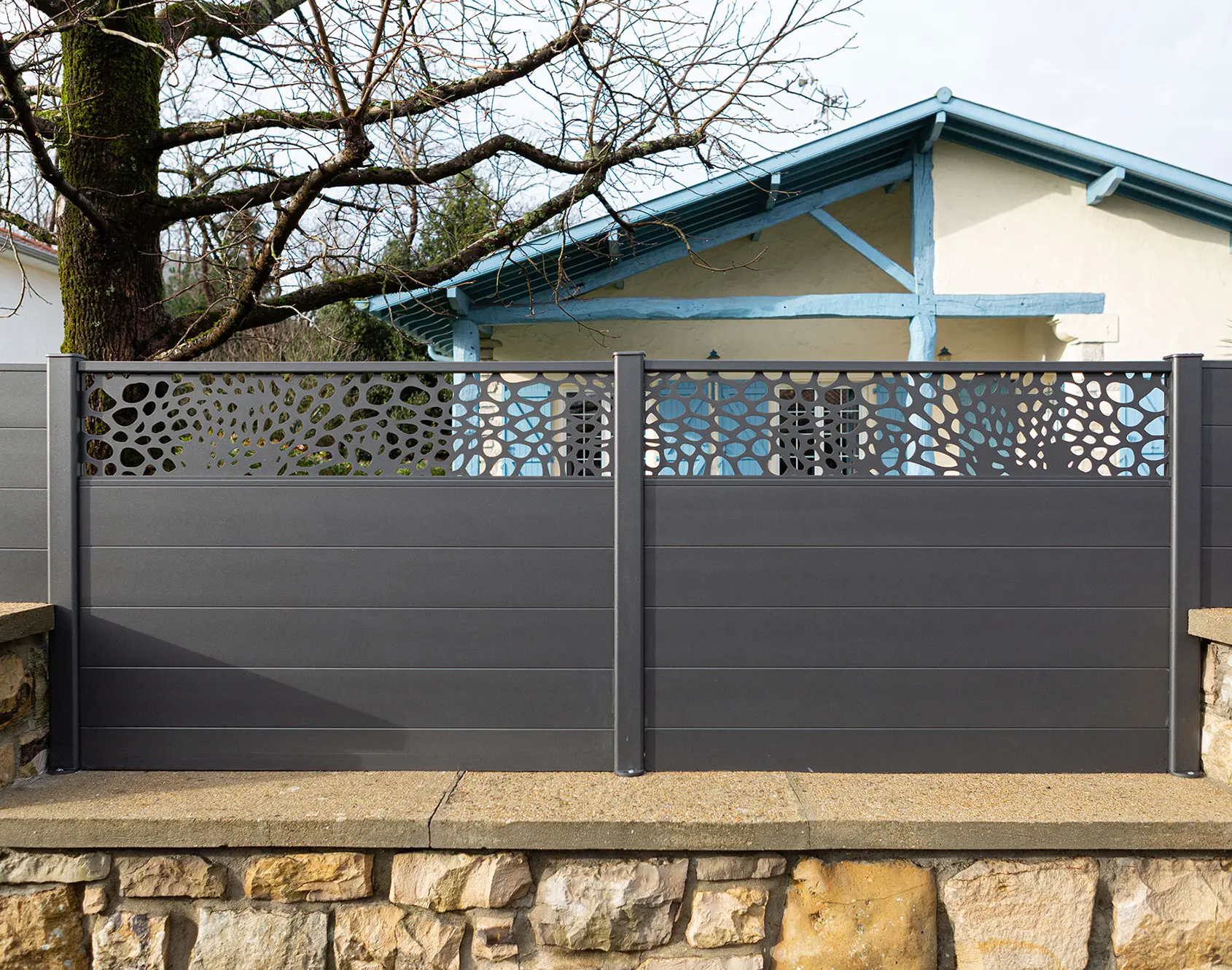 Clôture aluminium Lizen décor Galets Kostum