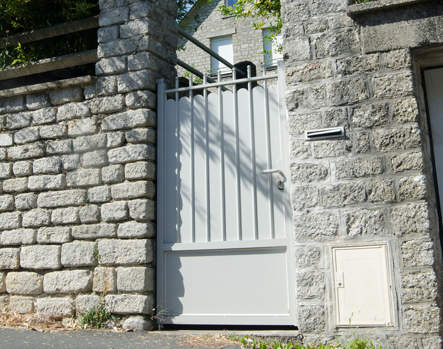 Portillon Pont-Aven en aluminium tradition par Kostum