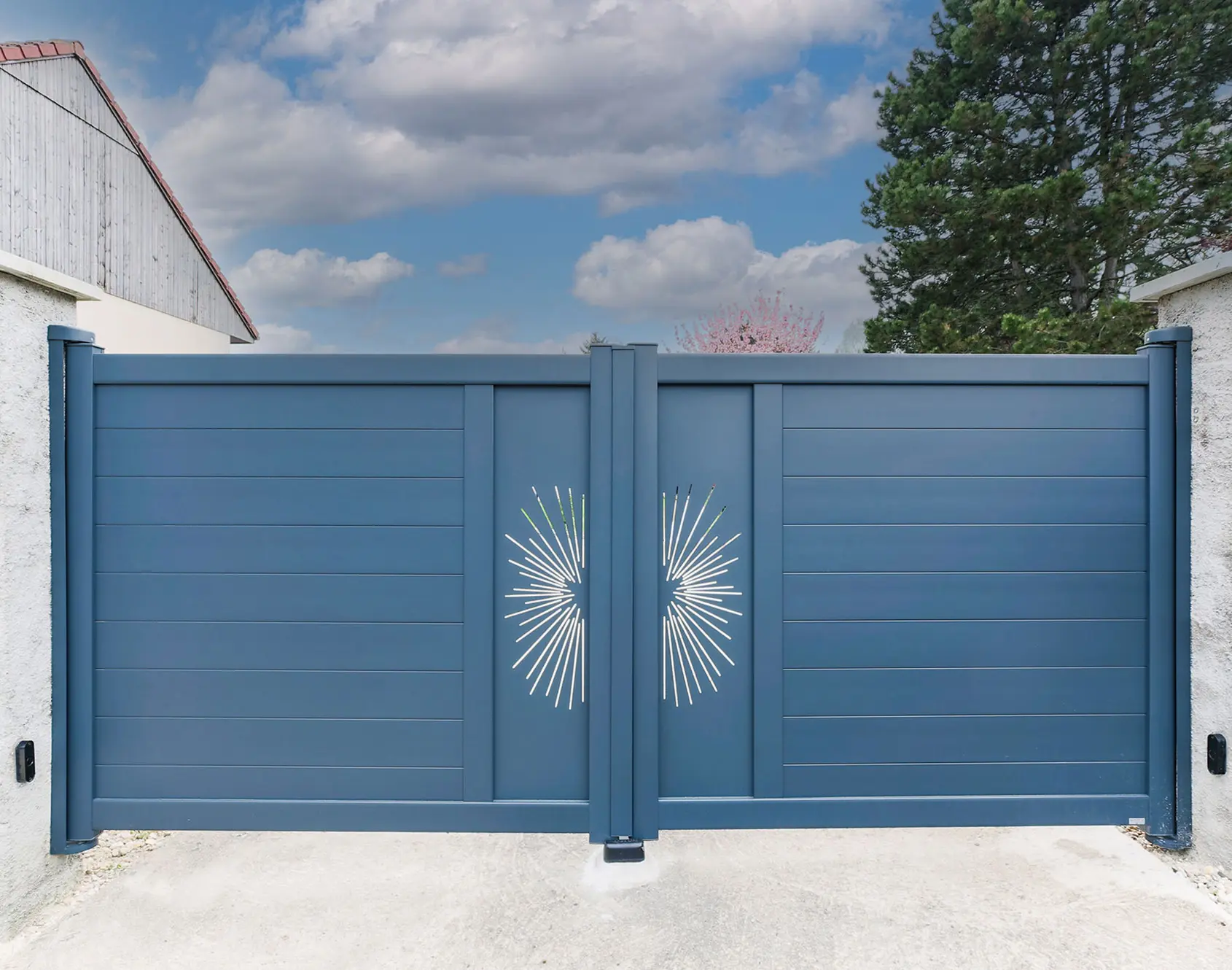 Portail aluminium battant Cado décor Lambig par kostum