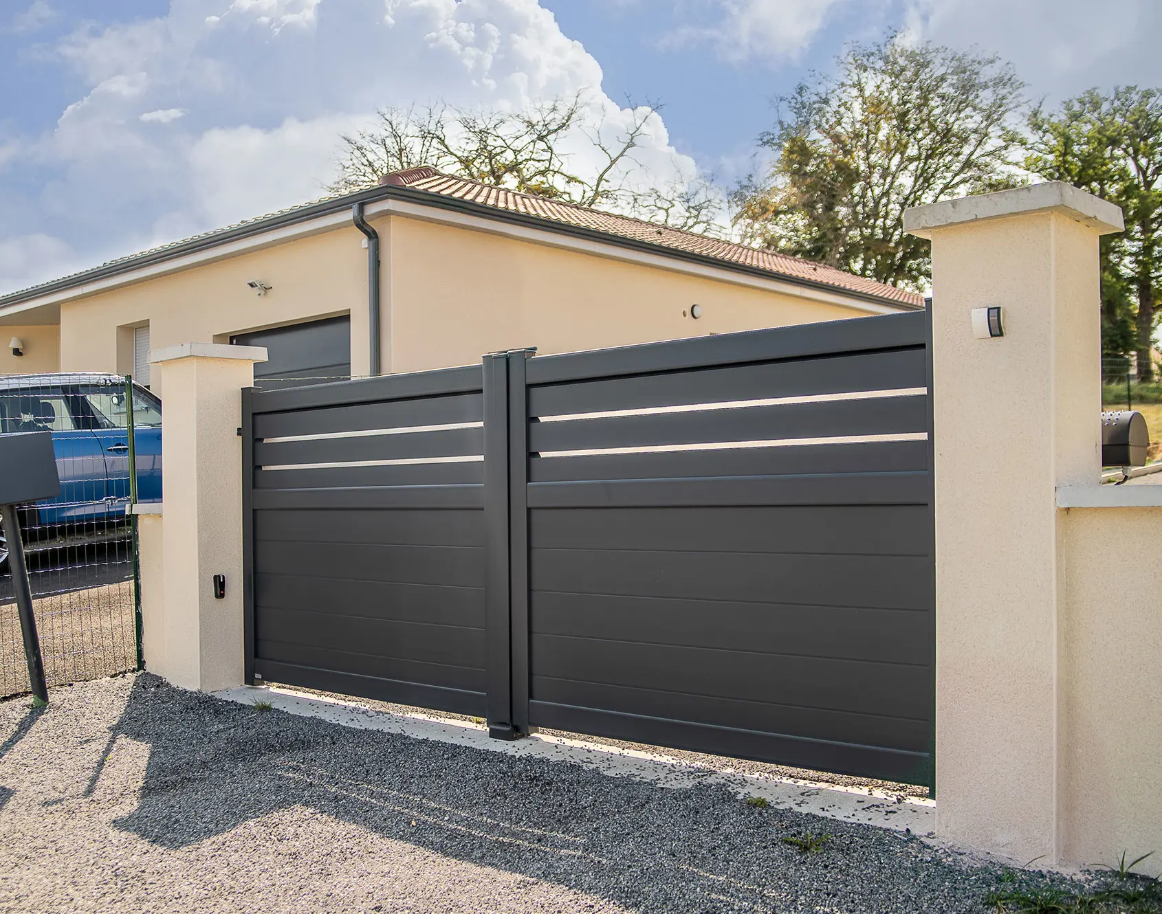 Portail aluminium battant Kabig par kostum