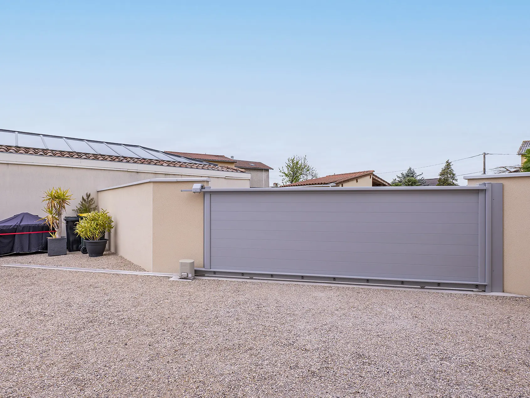 Portail aluminium coulissant Anaé par kostum