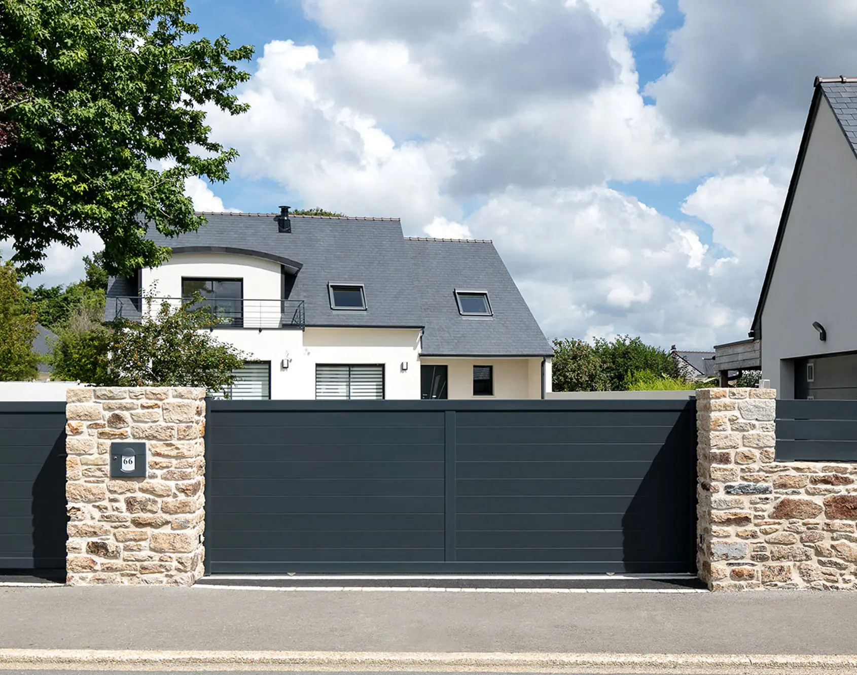 Portail aluminium coulissant Anaé par kostum