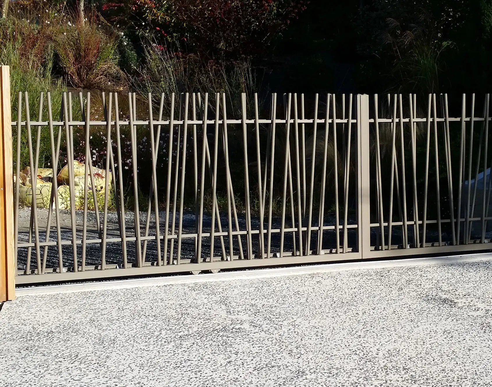 Portail aluminium coulissant Dune par kostum