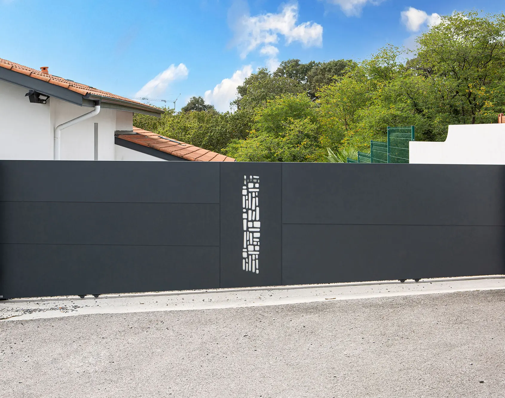 Portail aluminium coulissant Lug par kostum décor Menhir